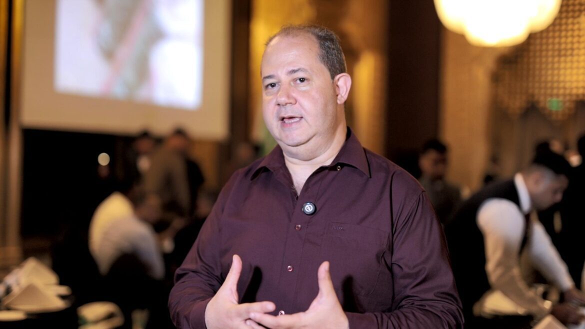 المهندس أحمد الخشن المدير الأقليمى باير سيمنيس الشرق الأوسط :